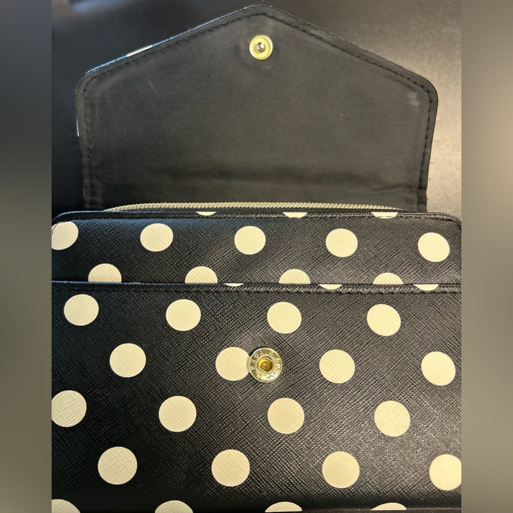 🐕3/20 Black and White Polka Dot Wristlet - Picture 11 of 11